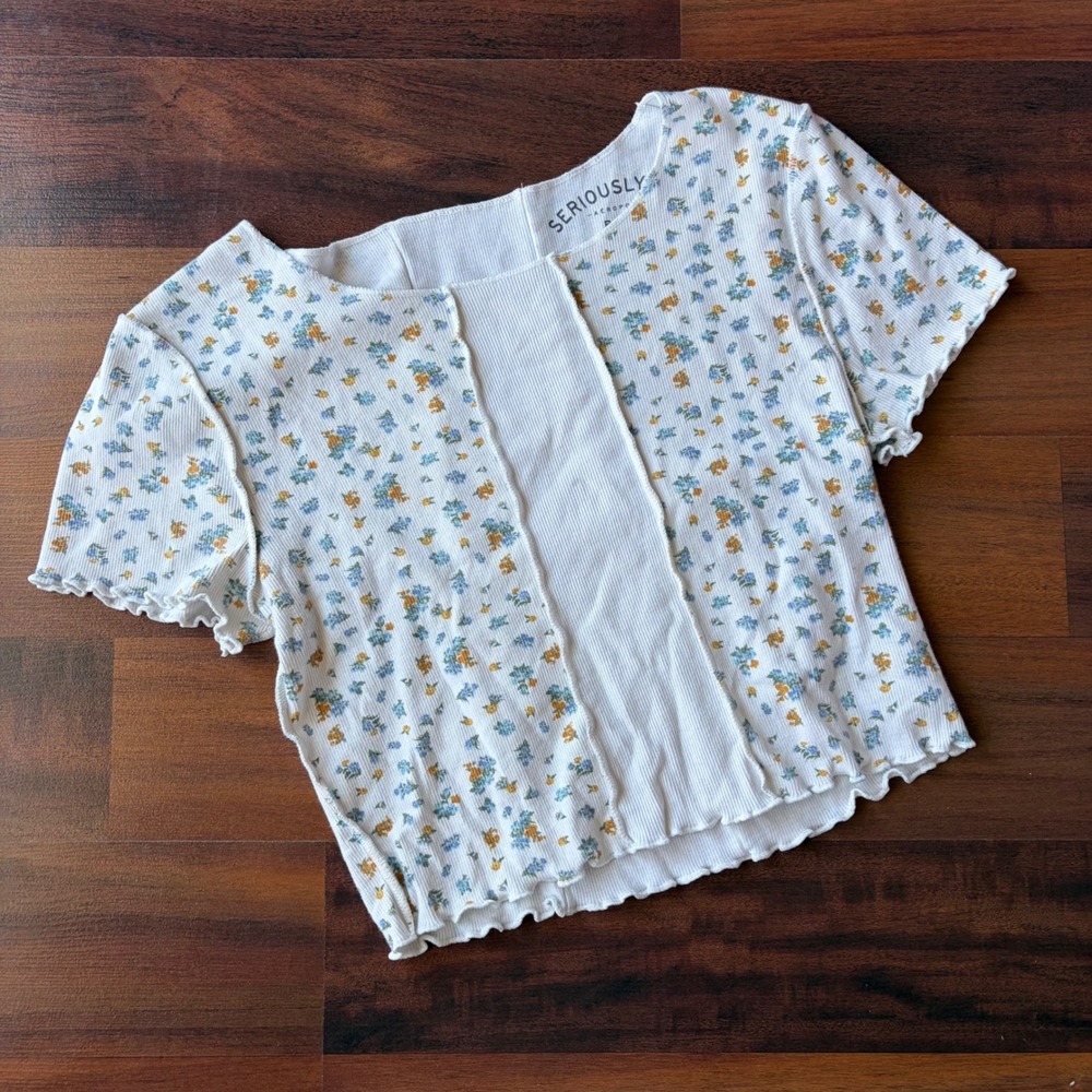 Y2K Coquette Floral Baby Tee White Ribbed Lettuce Edge Crop Top Medium